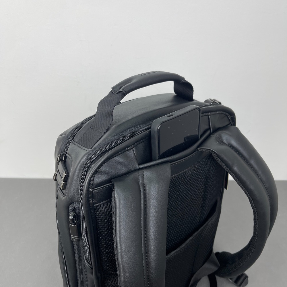 Роскошный мужской кожаный рюкз – обзор и цена Leather Work Rucksack