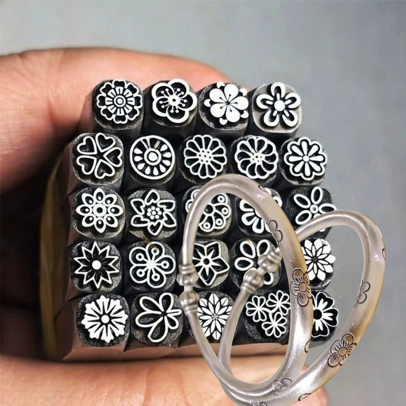Инструмент для тиснения по мет – обзор и цена Leatherwork Flowers